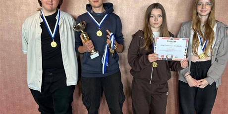 Powiększ grafikę: rozdanie-nagrod-625460.jpg